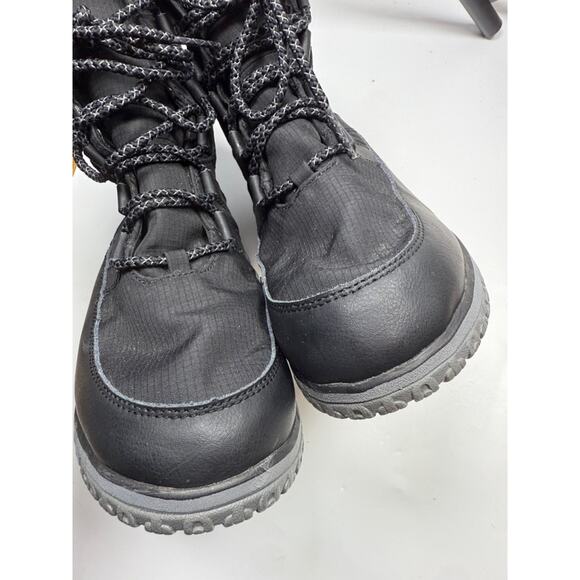 L.L. Bean Men’s Ultralight Boot Mid Waterproof Insulated Work Boots S-536 Sz 8 main image 7